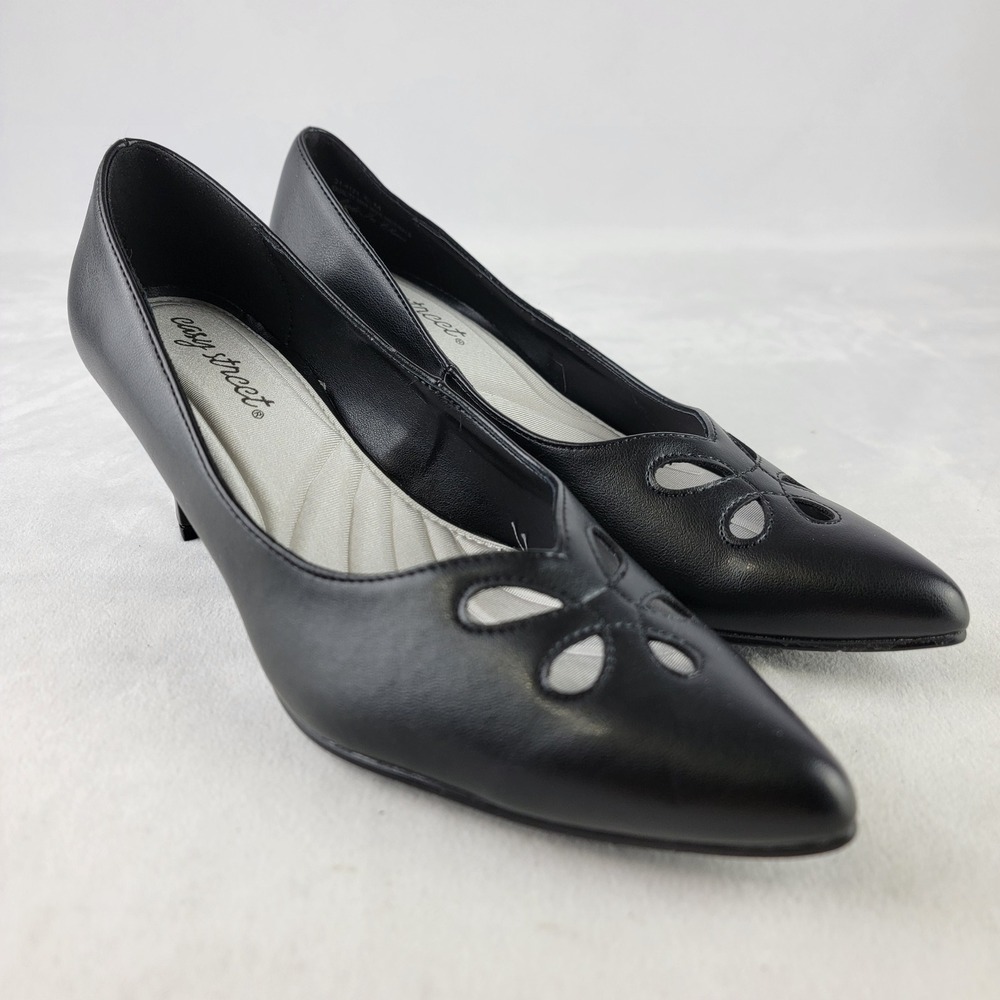 Easy Street Pat Black Pointed Toe Floral Cutout Block Heel Pumps Womens 6.5 M